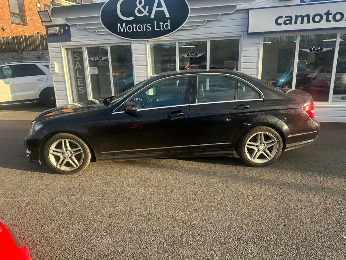 2014-mercedes-benz-c-class-21cdi-c200-cdi-amg-sport-saloon-4d-big-3