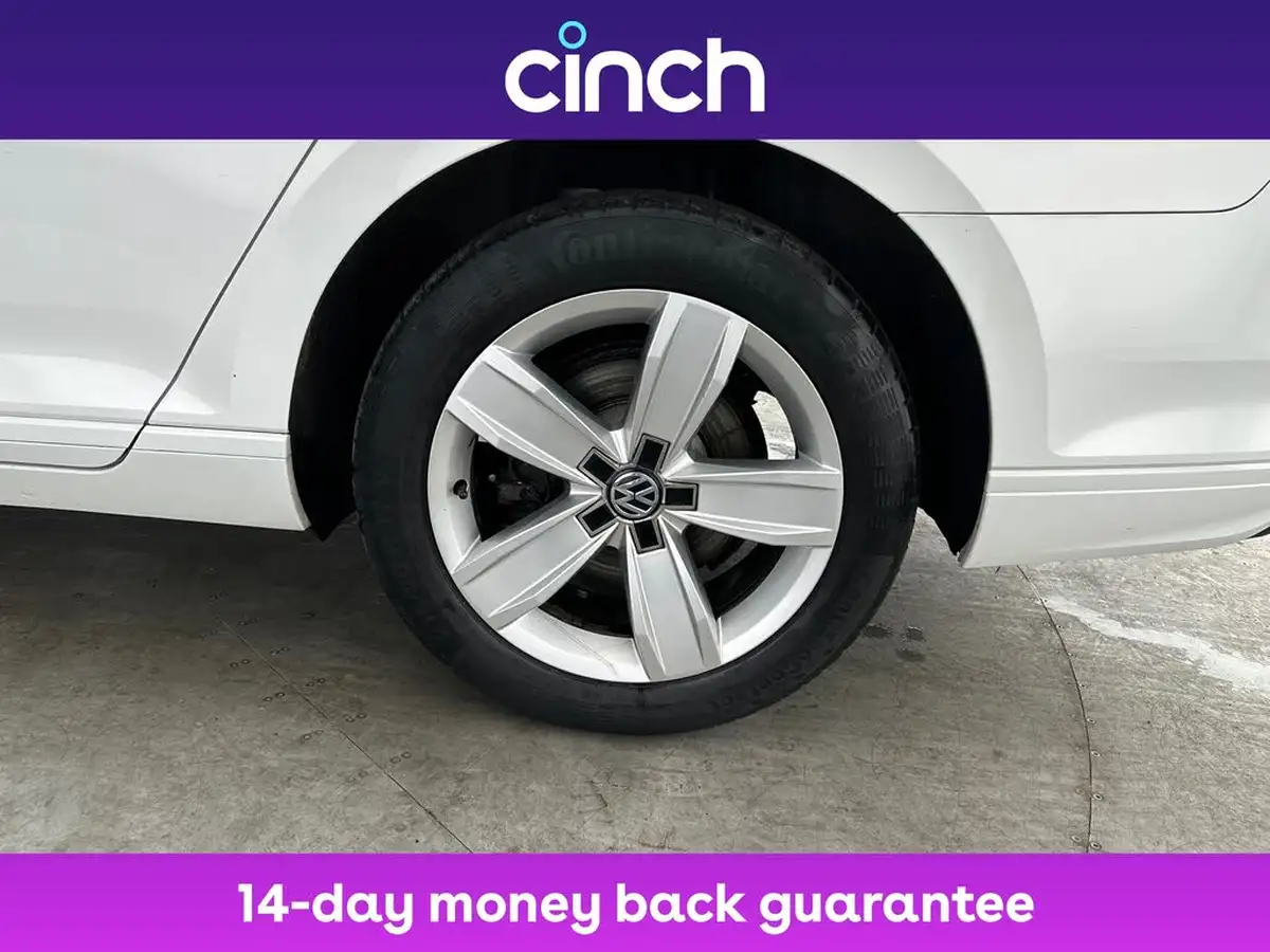 2020-volkswagen-passat-20tdi-se-nav-150ps-saloon-4d-dsg-big-17