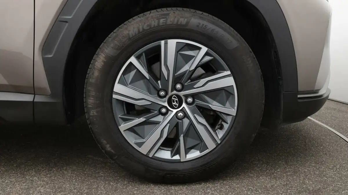 2022-hyundai-tucson-16-t-gdi-se-connect-150ps-big-18