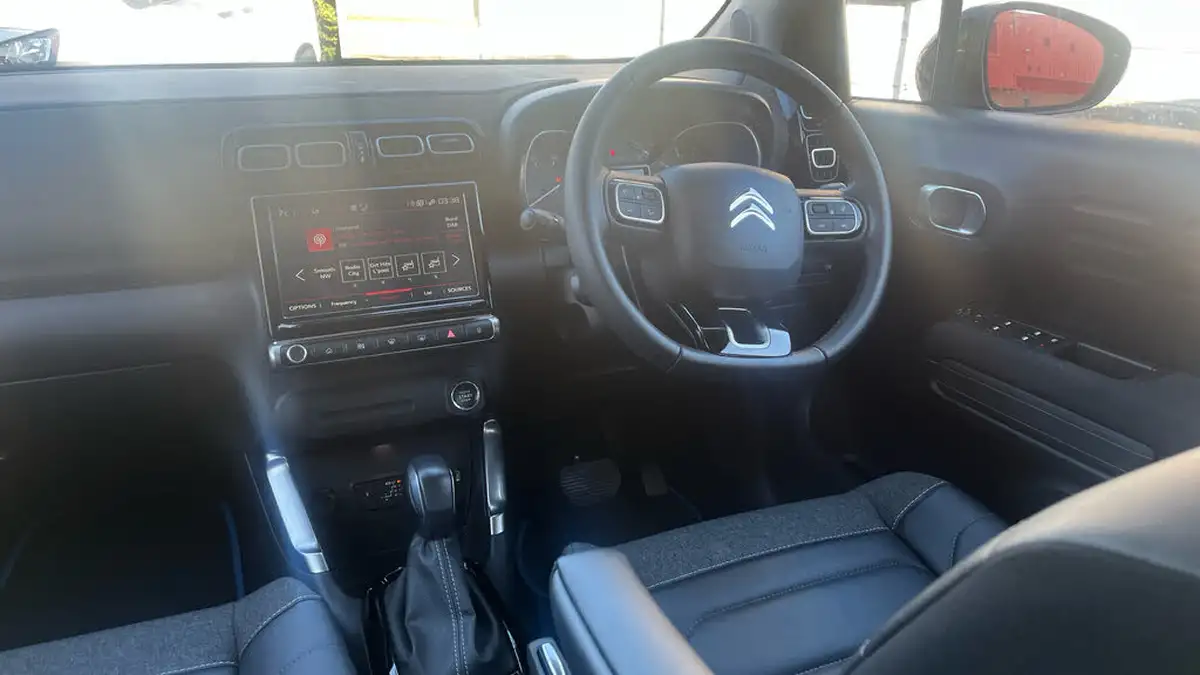 2022-citroen-c3-aircross-12-puretech-shine-plus-130ps-eat6-big-10