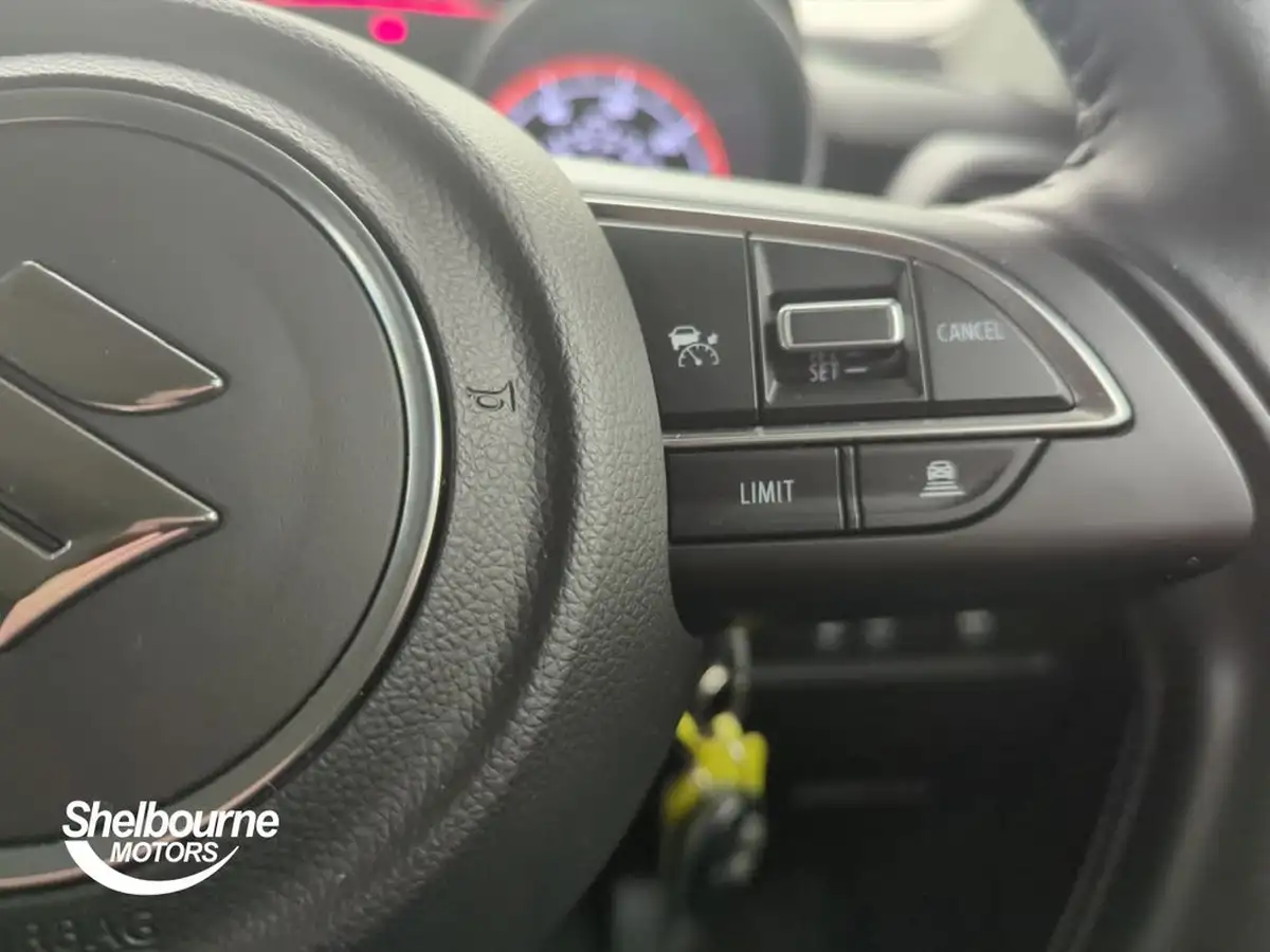 2022-suzuki-swift-12-dualjet-sz-l-big-23