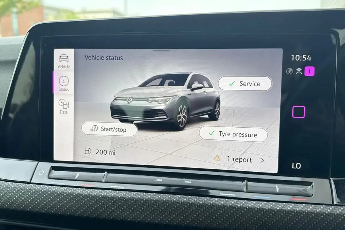 2022-volkswagen-golf-15-etsi-r-line-150ps-hatchback-big-44