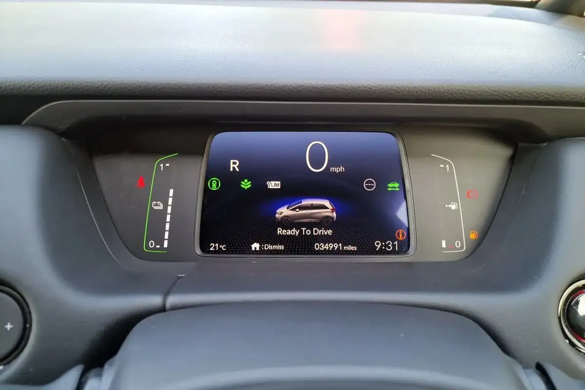 2022-honda-jazz-15-i-mmd-ex-107ps-big-10