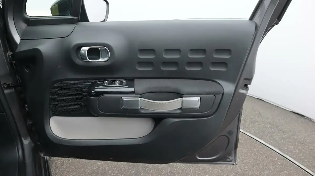 2019-citroen-c3-12-puretech-feel-nav-edition-82ps-ss-big-15