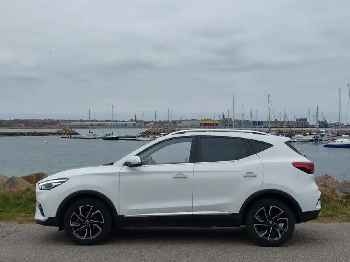 2023-mg-zs-suv-15-vti-tech-exclusive-big-3