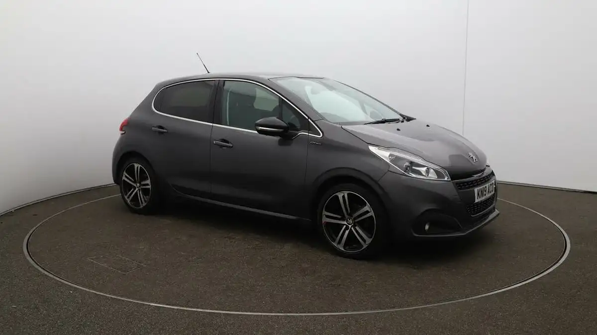 2019-peugeot-208-12-puretech-gt-line-110bhp-big-37