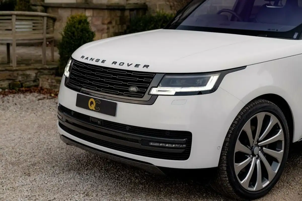 2023-land-rover-range-rover-30-p400-autobiography-big-9