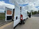 2022-citroen-relay-22bluehdi-35-l2h2-enterprise-small-29