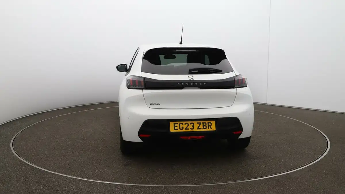 2023-peugeot-208-12-puretech-allure-premium-100ps-eat8-big-50