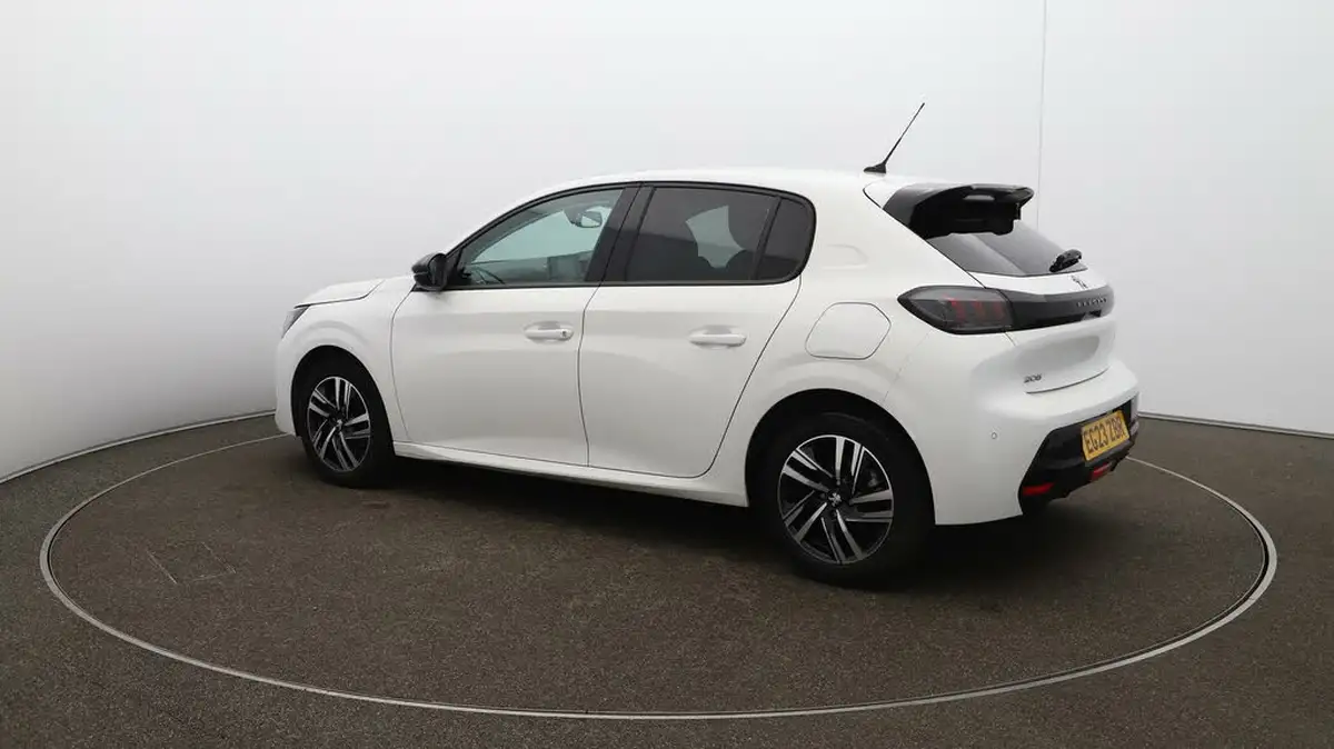 2023-peugeot-208-12-puretech-allure-premium-100ps-eat8-big-26