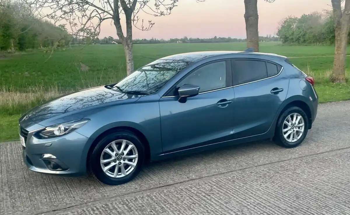 2014-mazda-mazda3-20-se-l-nav-hatchback-5d-big-15