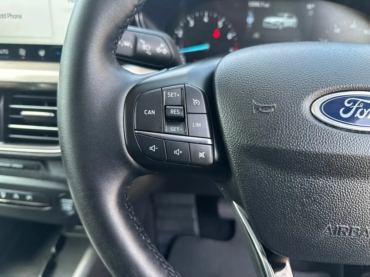 2022-ford-focus-10t-titanium-125ps-hybrid-mhev-hatchback-powershift-big-25