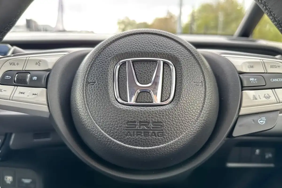 2024-honda-jazz-15-i-mmd-advance-big-31