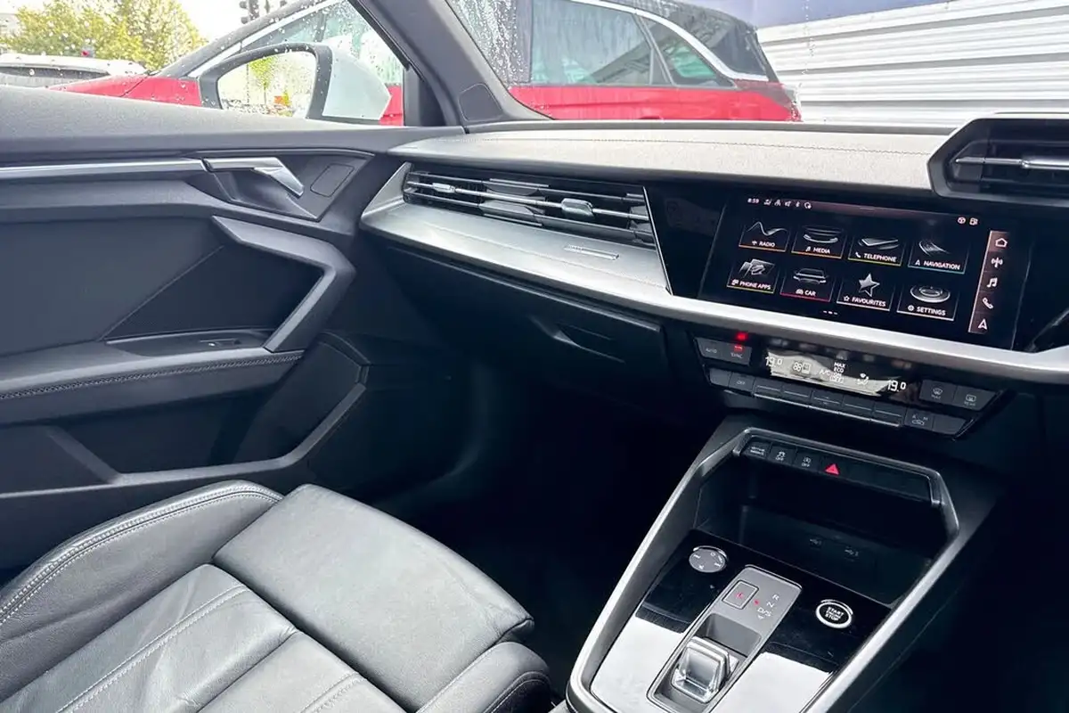 2021-audi-a3-15-35-tfsi-s-line-sportback-5d-tronic-big-19