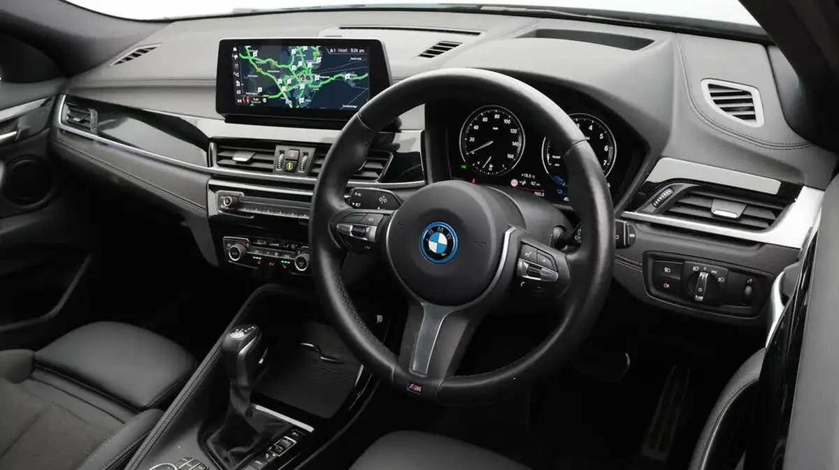 2023-bmw-x2-15-xdrive25e-m-sport-big-9