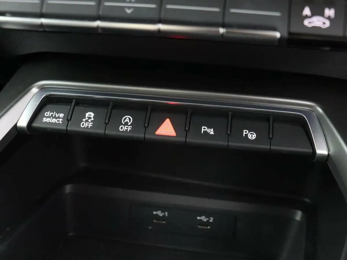 2021-audi-a3-10-30-tfsi-sportback-5d-s-tronic-big-20
