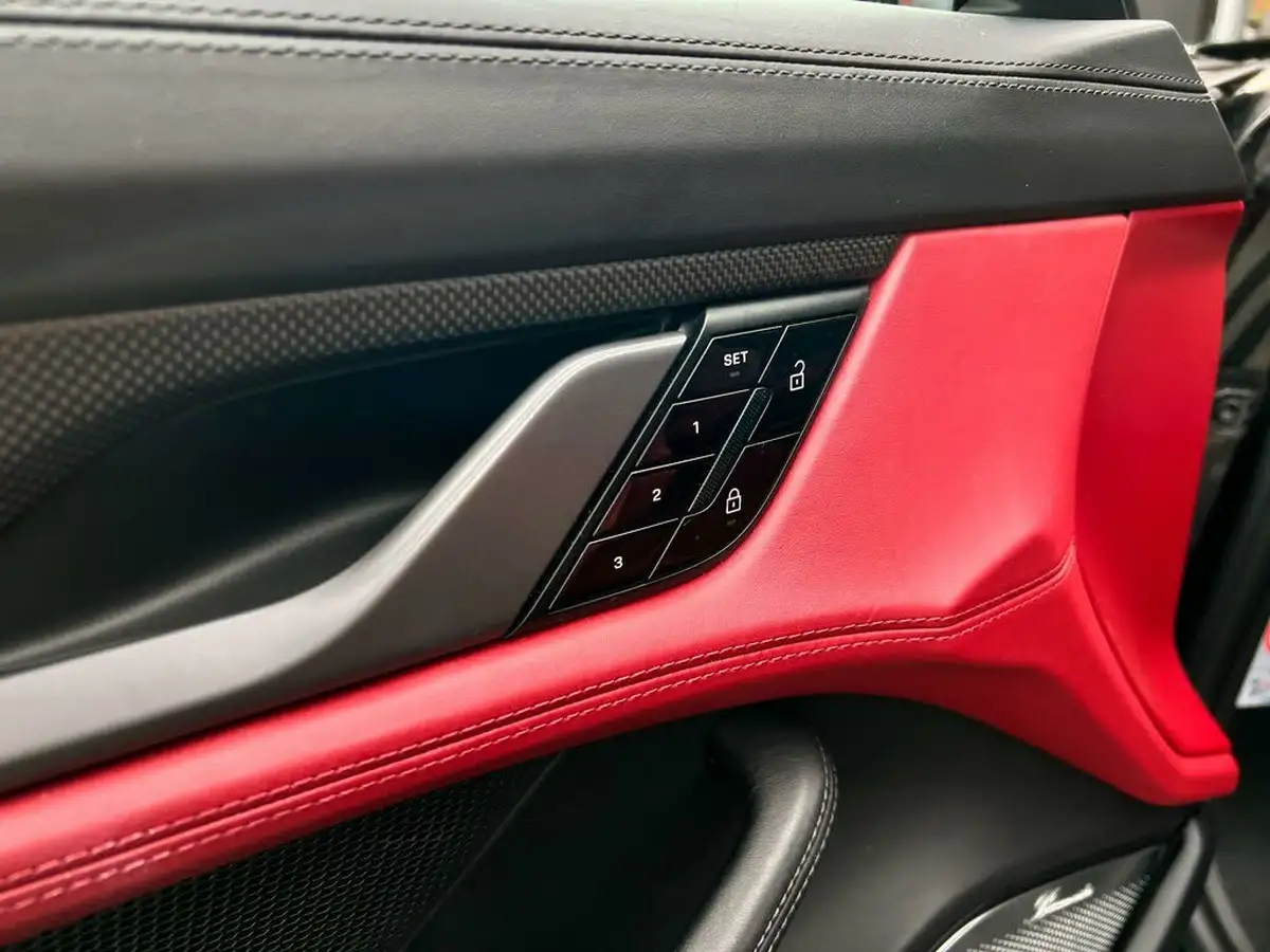 2021-porsche-taycan-e-turbo-s-cross-turismo-big-38