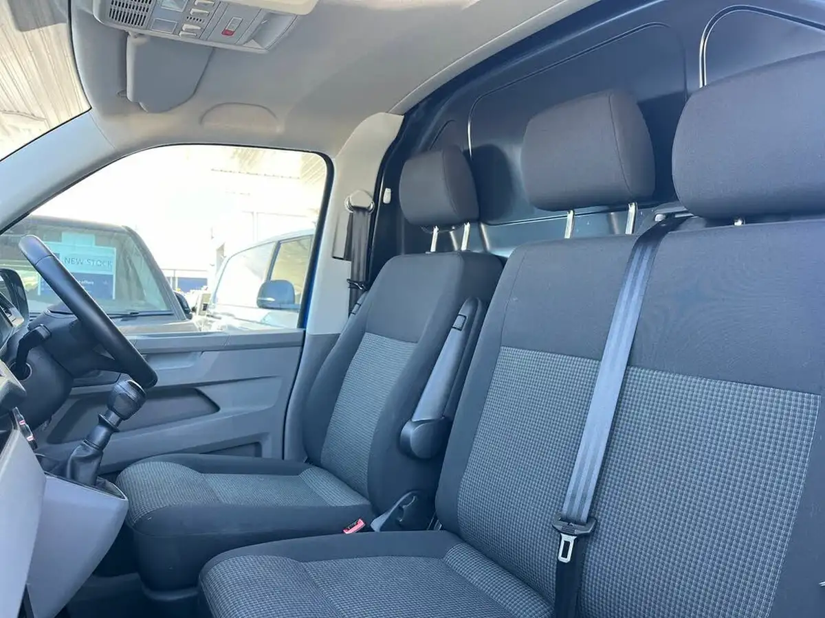 2024-volkswagen-transporter-big-7