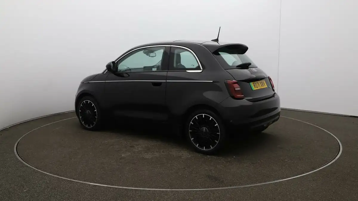 2021-fiat-500-e-la-prima-big-29