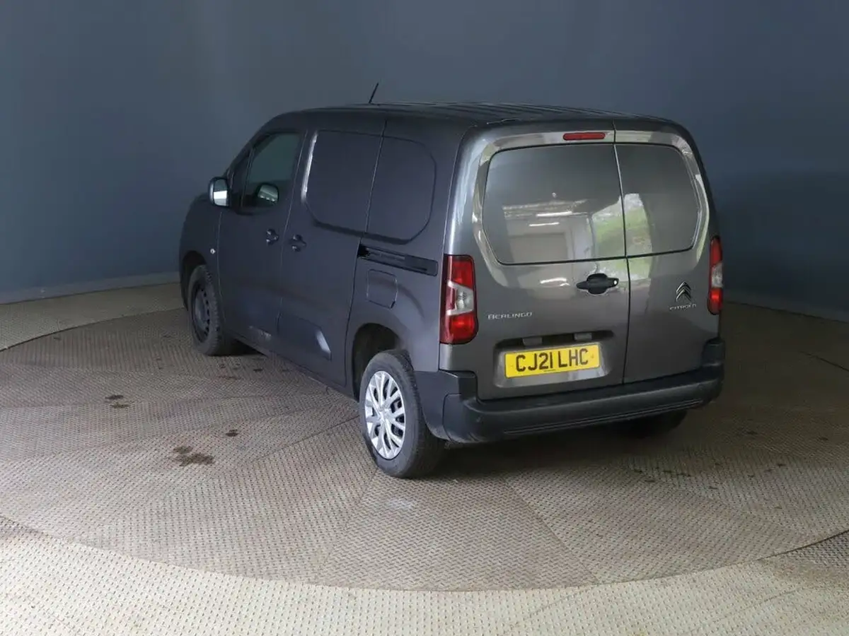 2021-citroen-berlingo-15bluehdi-1000-enterprise-100pseu6dt-e-ss-panel-big-4