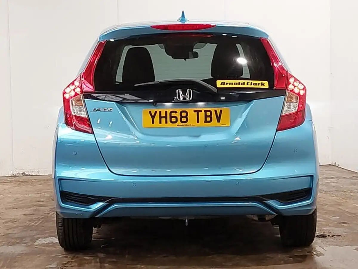2018-honda-jazz-13-i-vtec-ex-cvt-big-14