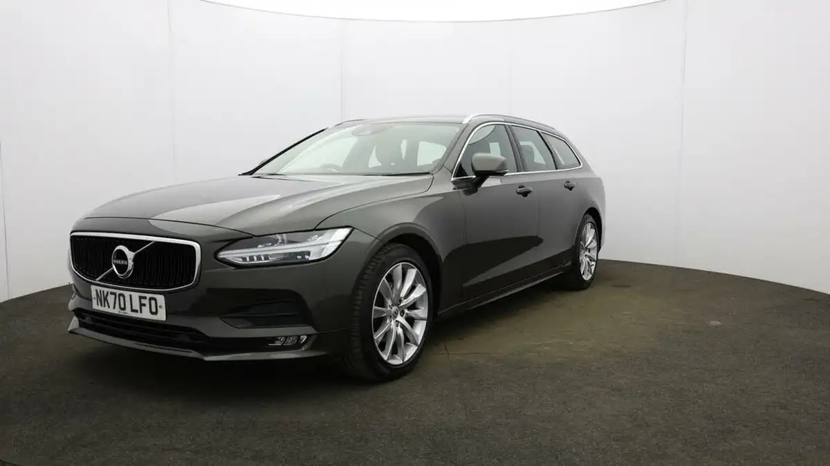 2020-volvo-v90-20-t4-momentum-plus-big-29