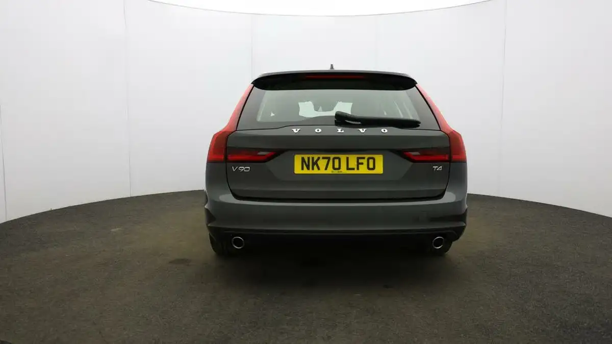 2020-volvo-v90-20-t4-momentum-plus-big-53