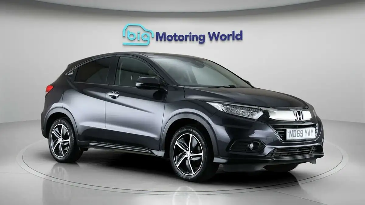 2020-honda-hr-v-15-i-vtec-se-big-1