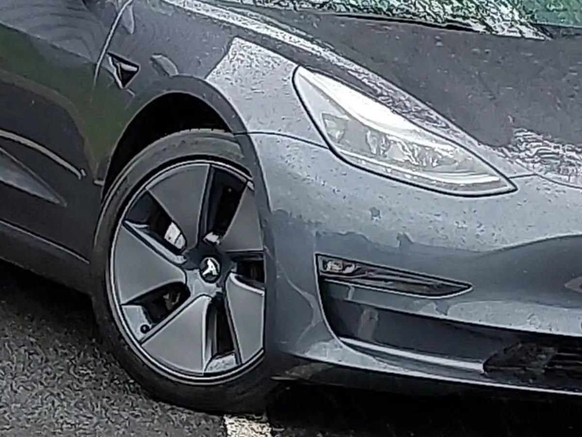2021-tesla-model-3-e-long-range-awd-big-8