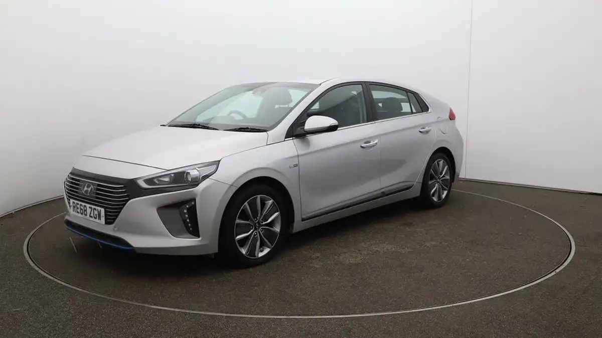 2018-hyundai-ioniq-16-gdi-premium-se-hybrid-big-61