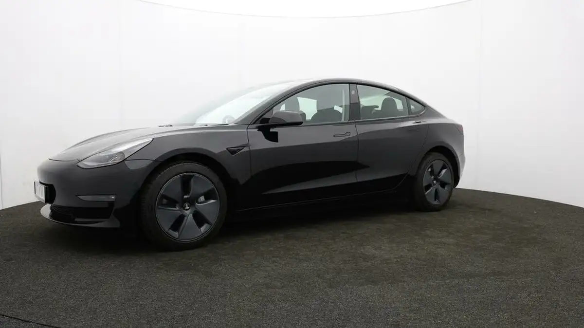 2021-tesla-model-3-e-long-range-awd-big-54