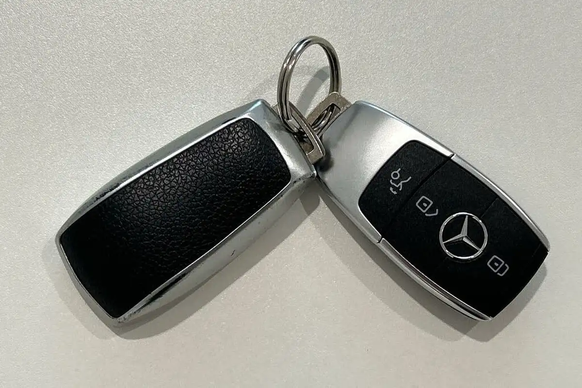2022-mercedes-benz-a-class-13-a250e-amg-line-premium-plus-night-edition-saloon-4d-big-55