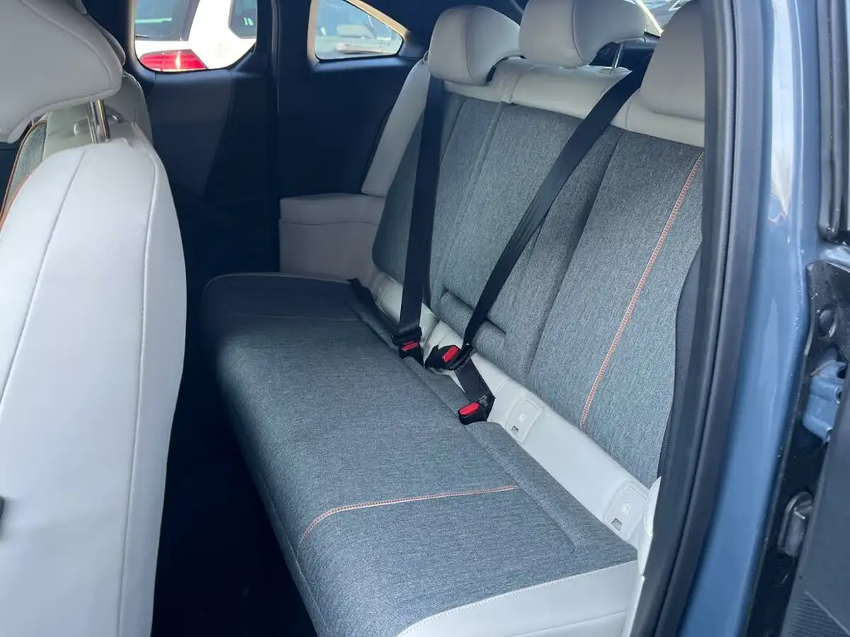 2021-mazda-mx-30-e-first-edition-big-12