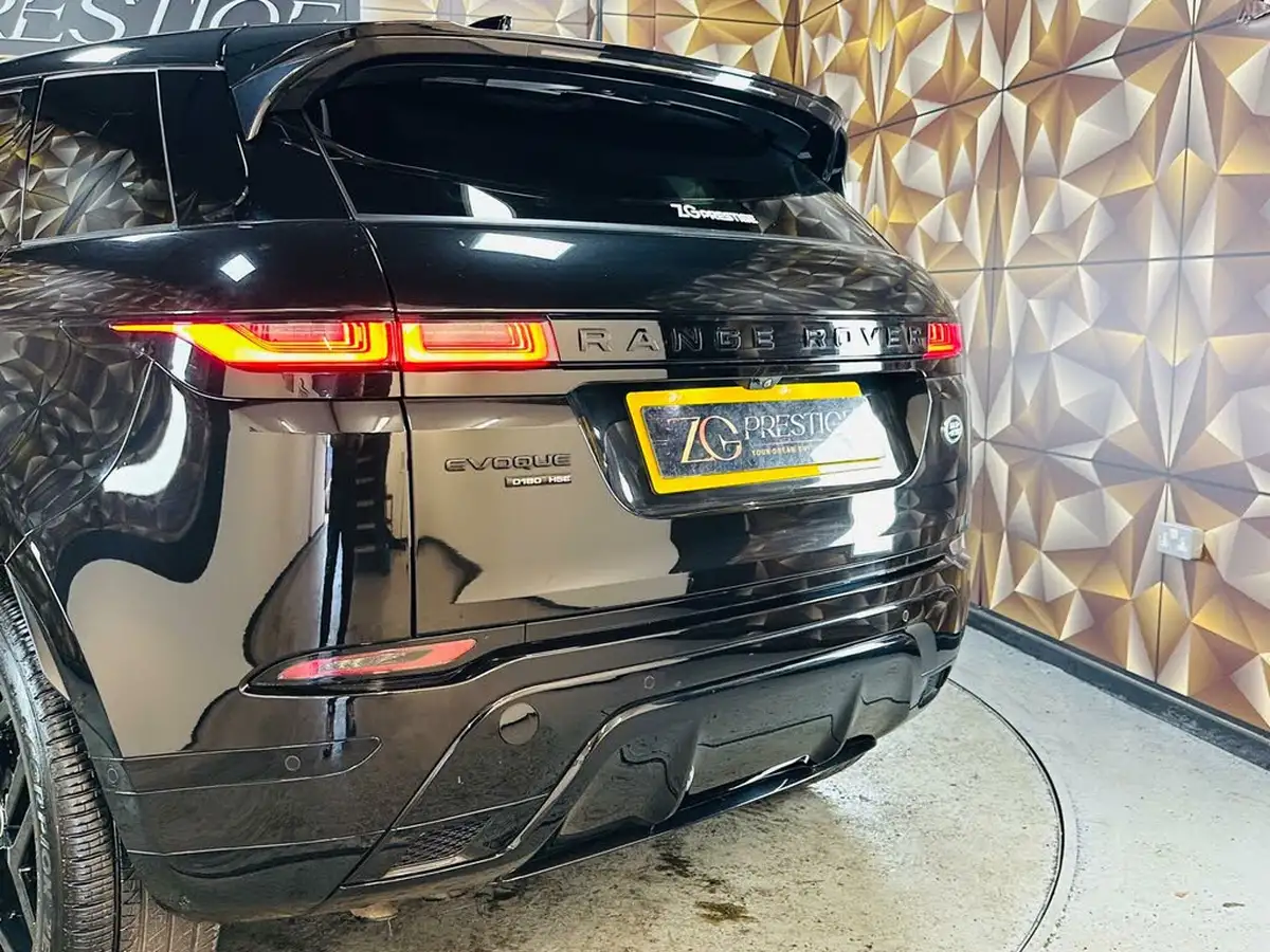 2019-land-rover-range-rover-evoque-20-d180-r-dynamic-hse-big-36