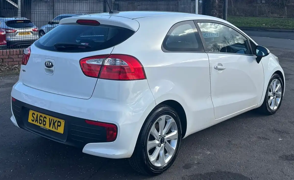 2016-kia-rio-125-2-3d-big-4