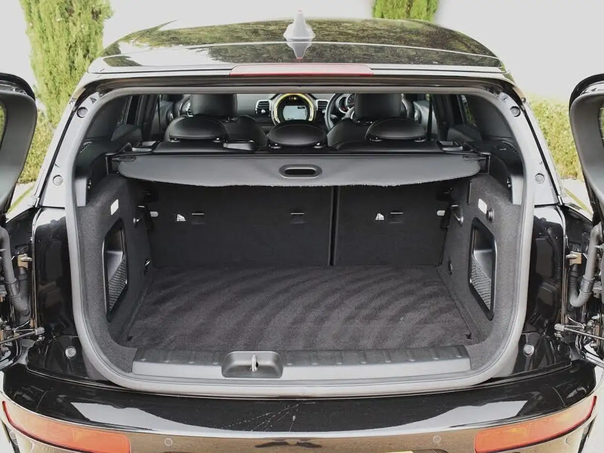2017-mini-clubman-20-cooper-s-ss-big-24