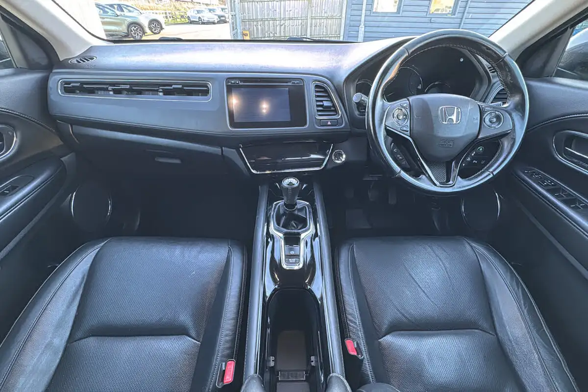 2020-honda-hr-v-15-i-vtec-ex-big-7