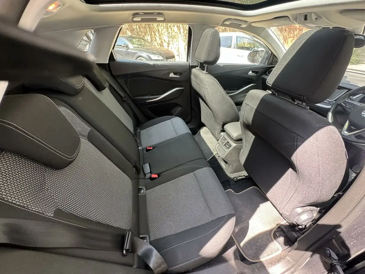 2018-vauxhall-grandland-x-12-se-132ps-big-29