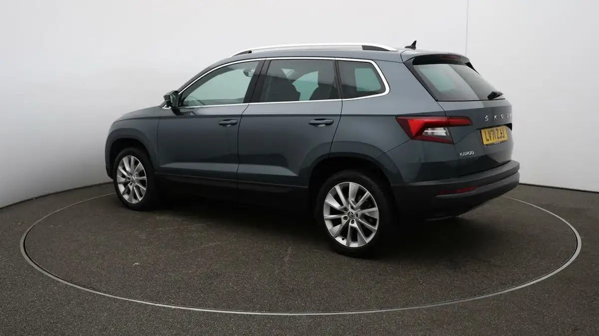 2021-skoda-karoq-15-tsi-se-l-dsg-big-27