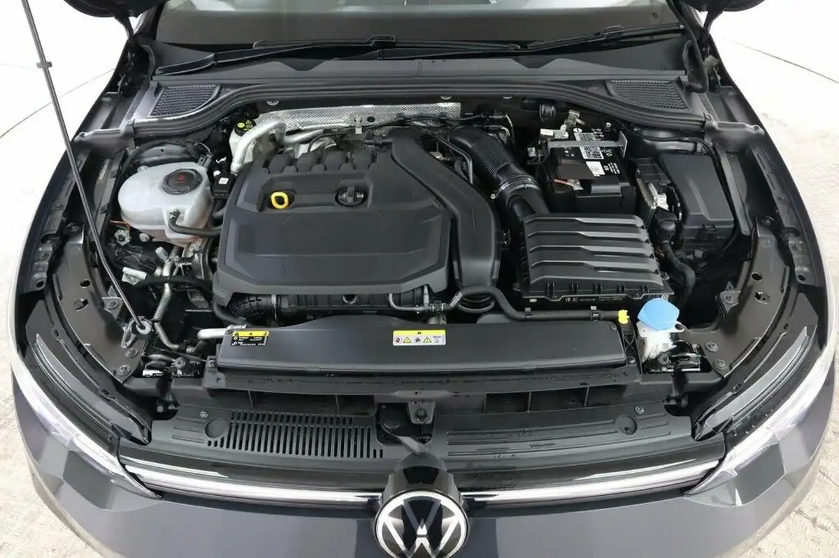 2021-volkswagen-golf-15-etsi-style-150ps-hatchback-big-24