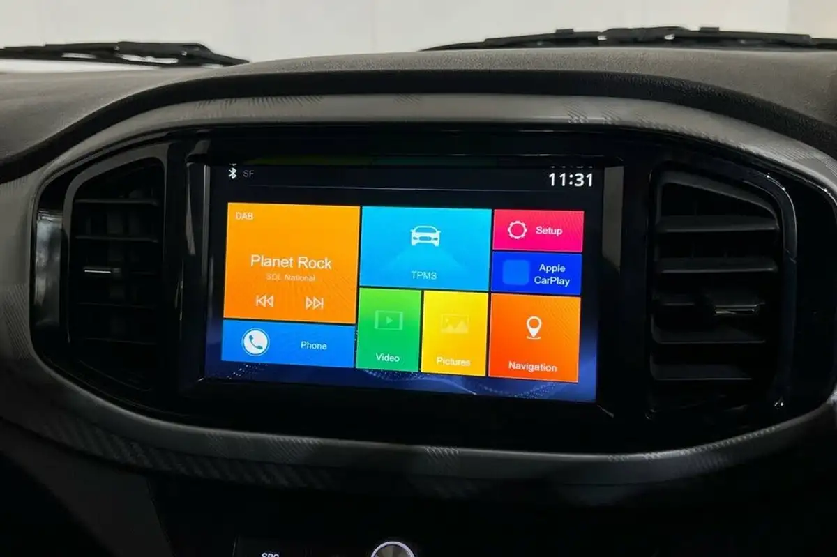 2022-mg-mg3-15-vti-tech-exclusive-nav-big-25