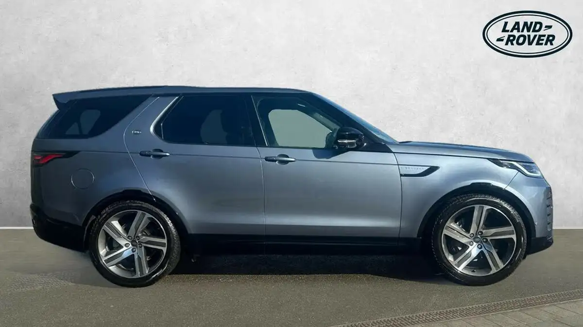2023-land-rover-discovery-30-d300-r-dynamic-hse-big-4