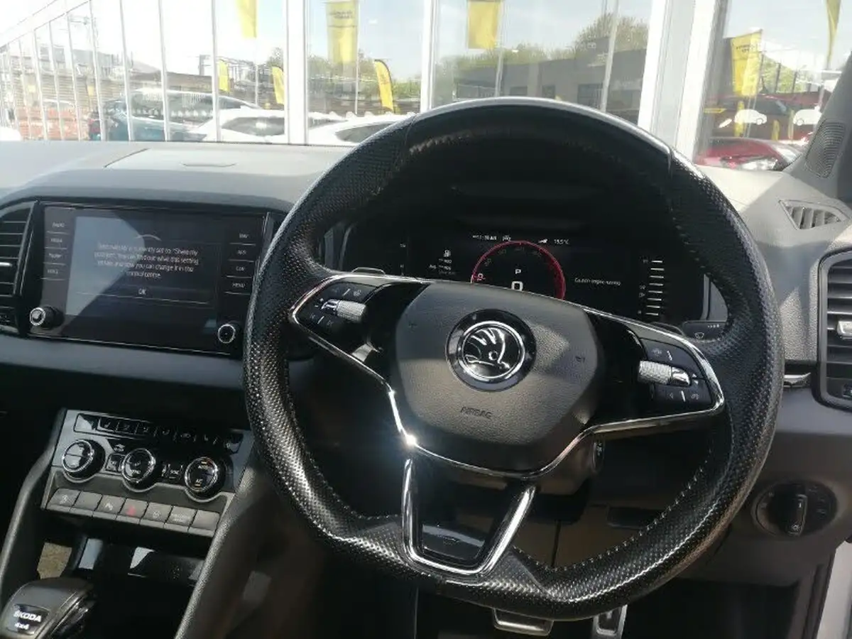 2024-skoda-karoq-20tdi-sportline-4x4-dsg-big-6