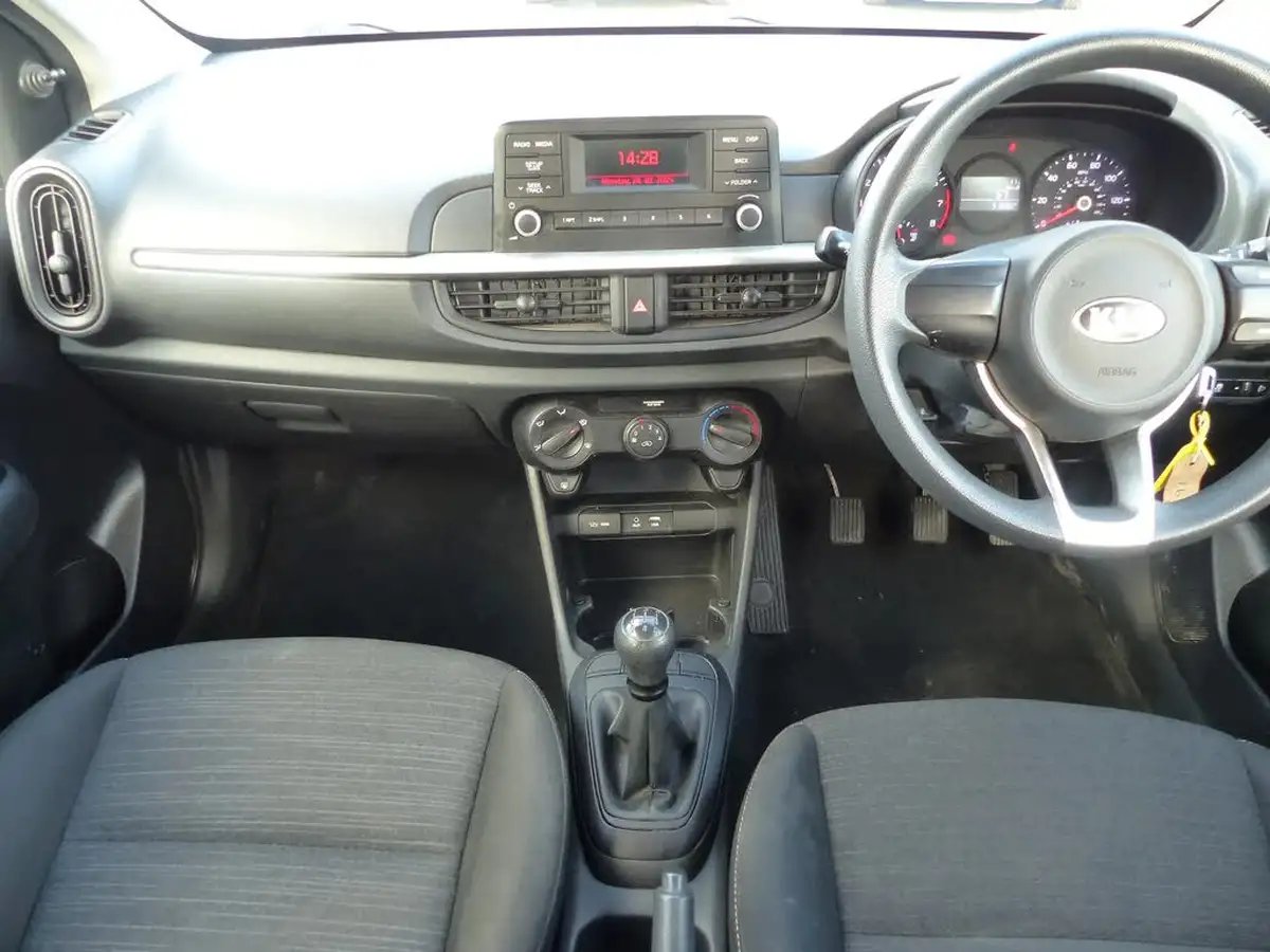 2020-kia-picanto-10-1-4-seats-big-9