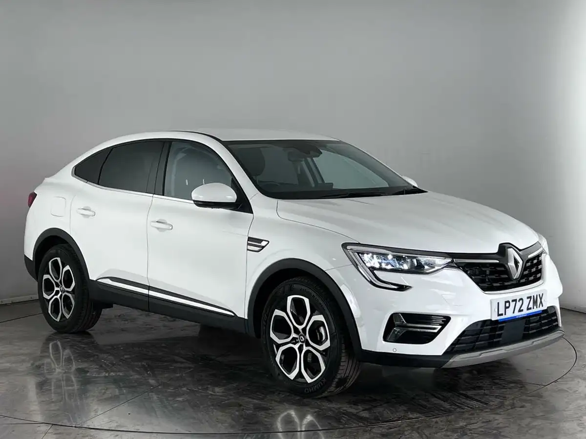 2023-renault-arkana-16-techno-big-0