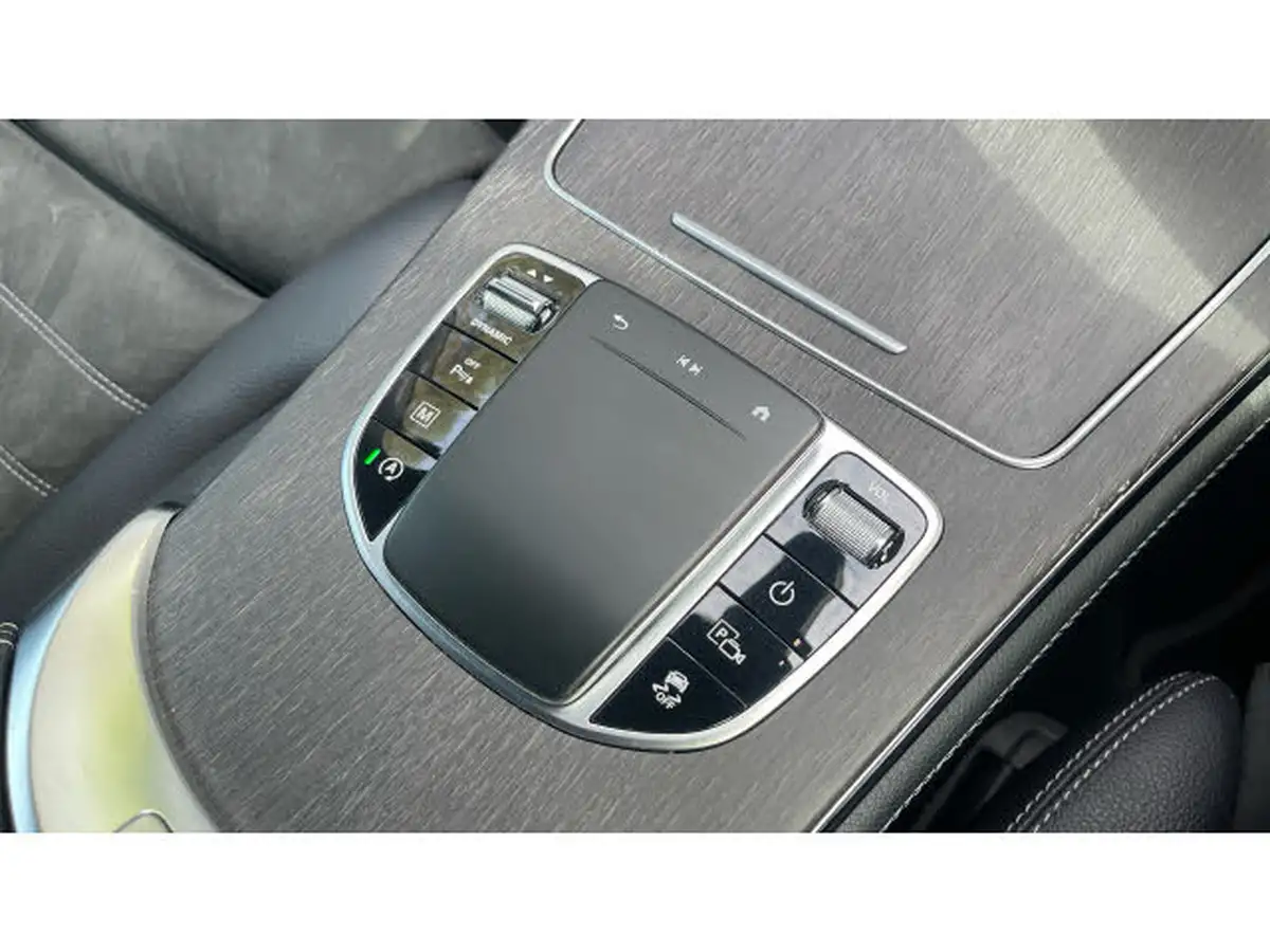 2019-mercedes-benz-glc-class-20d-glc220d-amg-line-coupe-4d-4matic-plus-big-18