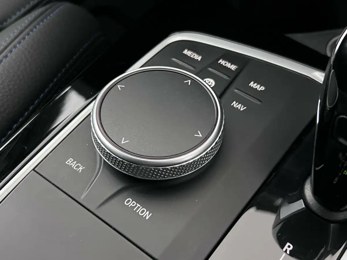 2023-bmw-1-series-15-118i-m-sport-lcp-dct-big-30