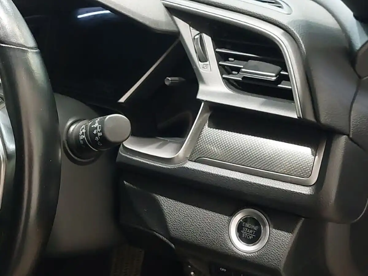 2020-honda-civic-15-vtec-turbo-prestige-big-11