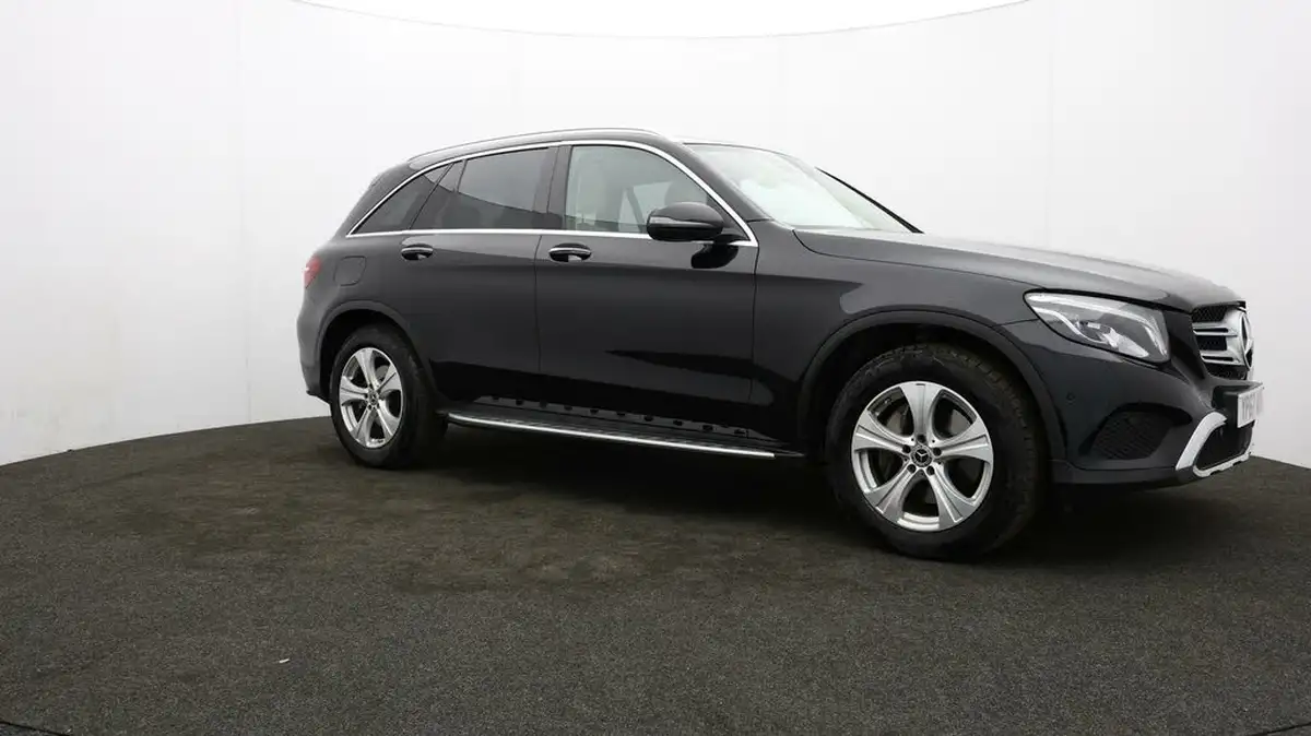 2017-mercedes-benz-glc-class-21d-glc220d-sport-premiumss-station-wagon-5d-big-37