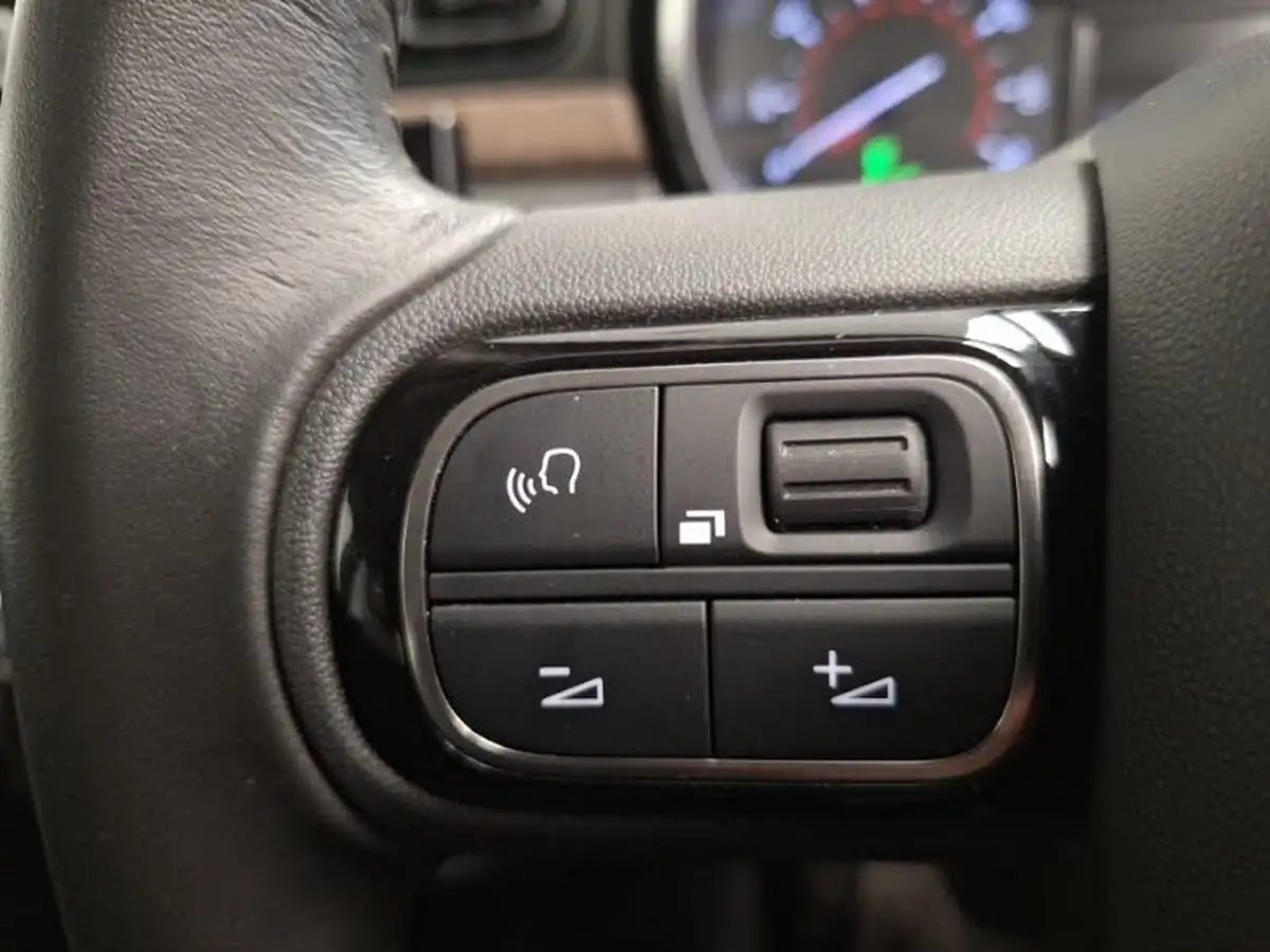 2021-citroen-c3-12-puretech-shine-plus-83ps-big-14